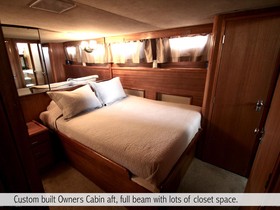 1964 Hatteras Twin Cabin Cruiser