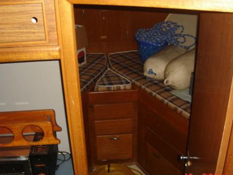 1963 Hatteras 34