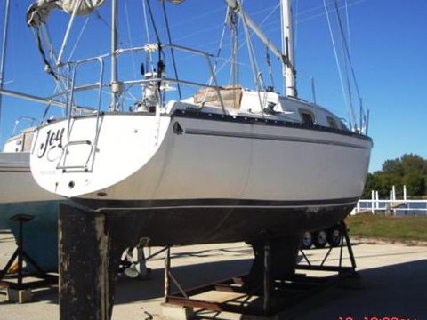 Buy 1979 Hunter 30 Sloop
