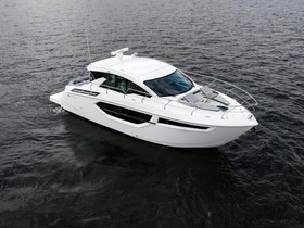 Купити 2023 Cruisers Yachts 42 Cantius