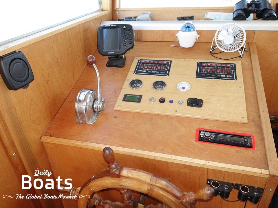 1975 Custom Tyler Boats 31 Versatility for sale. View price, photos and