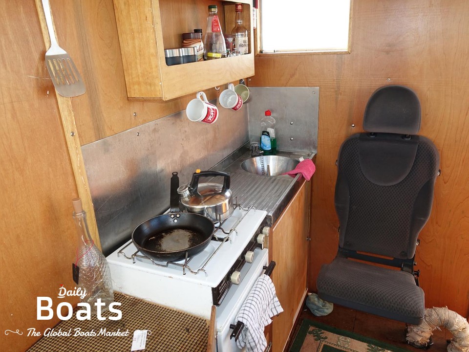 1975 Custom Tyler Boats 31 Versatility for sale. View price, photos and