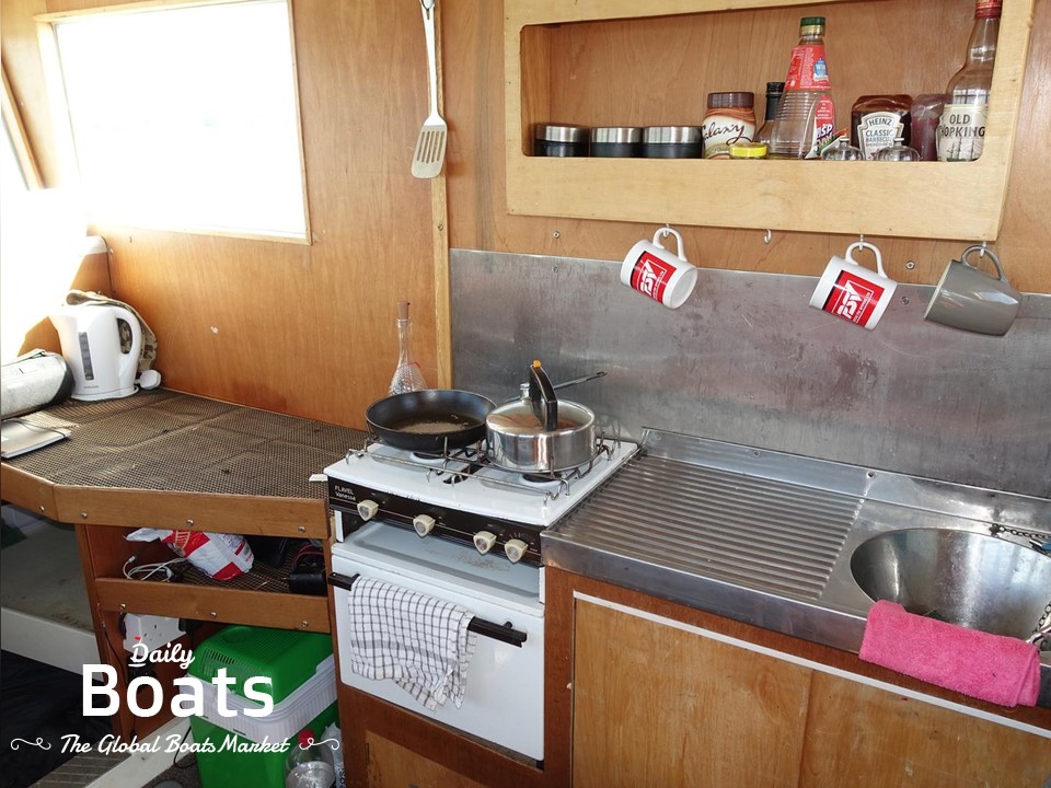 1975 Custom Tyler Boats 31 Versatility for sale. View price, photos and