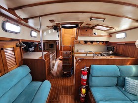 1988 Brewer 44