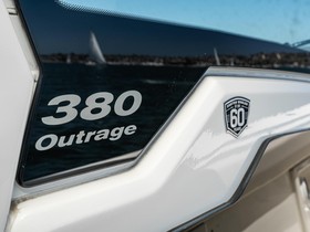 Купить 2018 Boston Whaler 380 Outrage