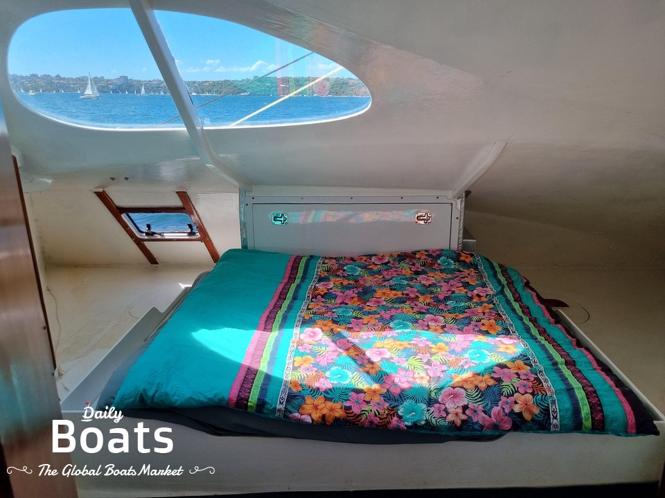 2003 Catamaran Hitchhiker 52 for sale. View price, photos and Buy 2003