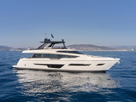 Ferretti Yachts 780