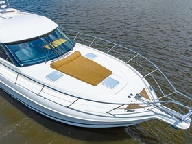 Vegyél 2012 Riviera 5000 Sport Yacht