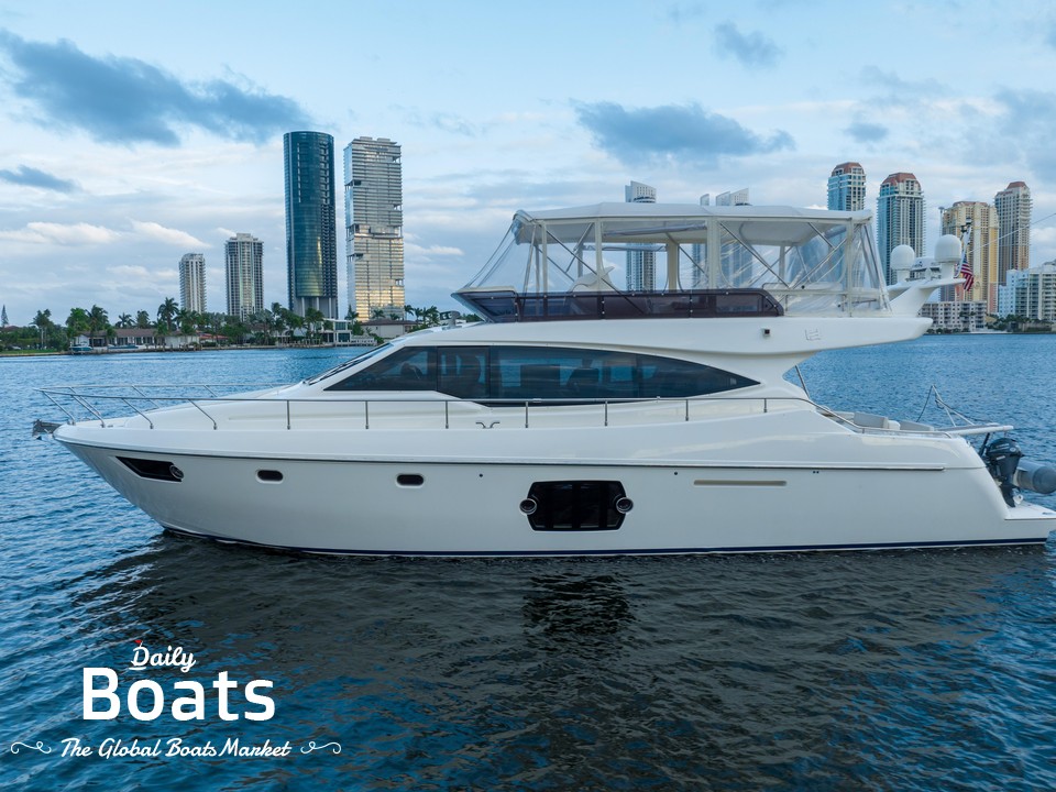 2014 Ferretti Yachts 530