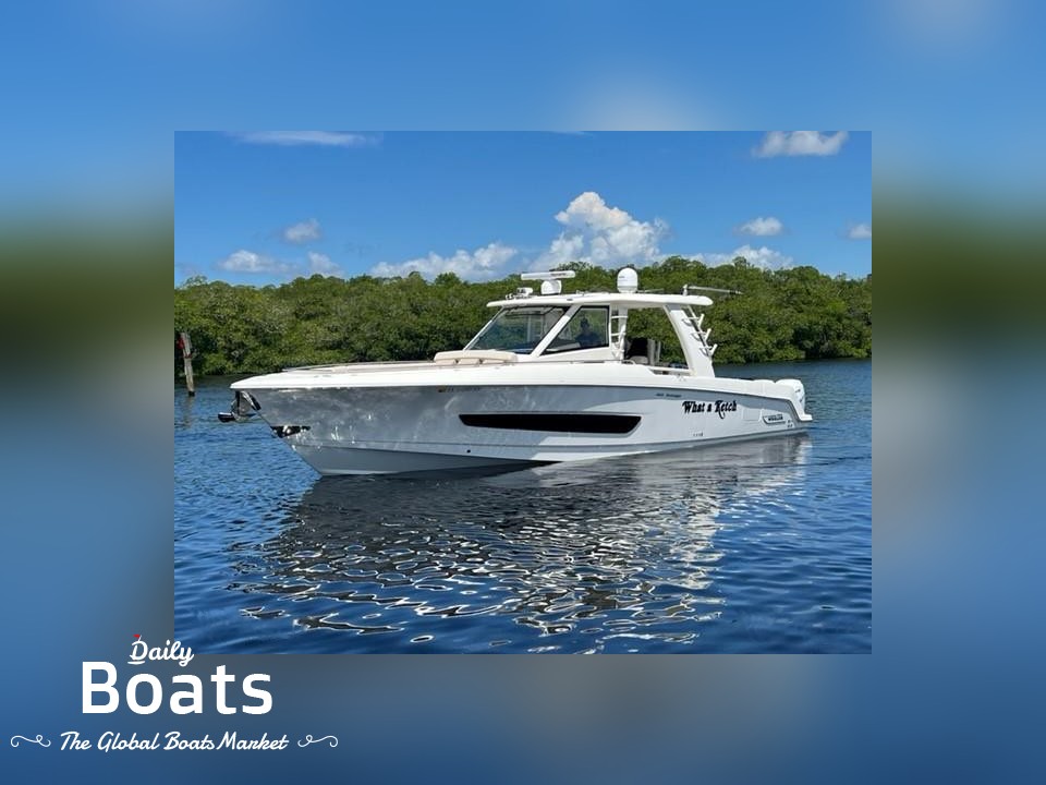 2019 Boston Whaler 420 Outrage