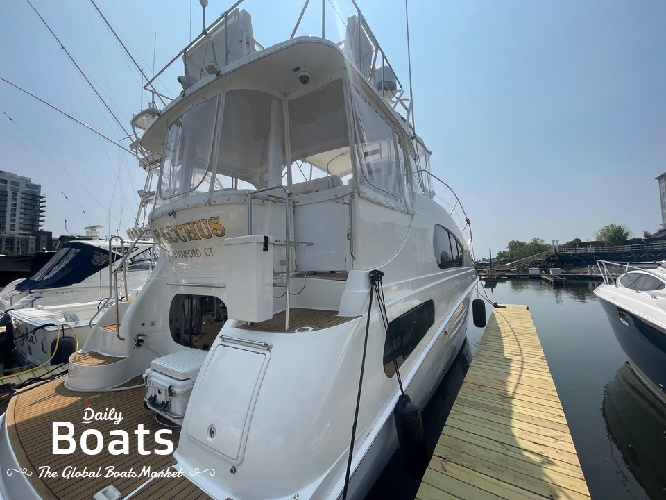 2005 Silverton 39 Motor Yacht