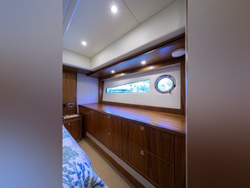 2017 Riviera 5400 Sport Yacht à vendre