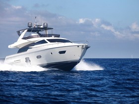 2016 Ferretti Yachts 750