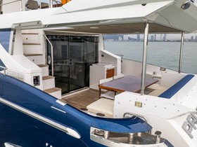 Buy 2017 Azimut Flybridge