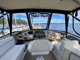 2006 Carver 444 Cockpit Motor Yacht на продажу