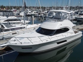 2017 Riviera 43 Flybridge