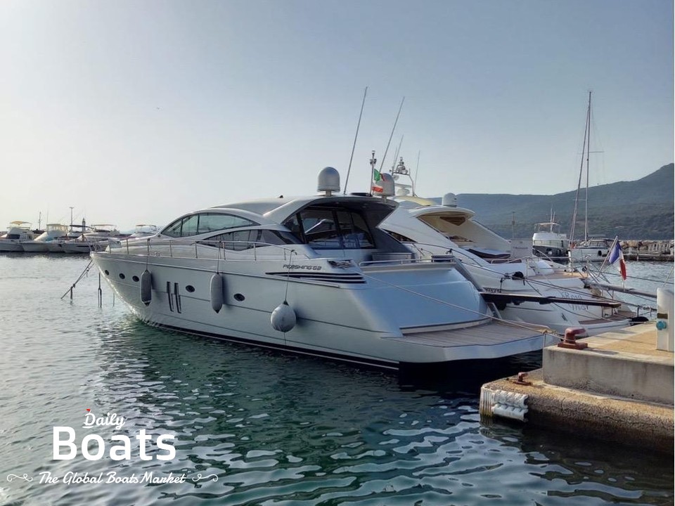 2005 Pershing 62