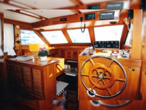 1986 Trader 41 for sale