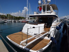 2010 Fairline Squadron 78