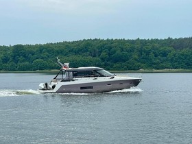 Kjøpe 2012 Sealine C48