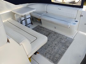 2005 Cruisers Yachts 320 Express