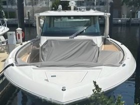 Kupiti 2022 Tiara Yachts 48 Ls