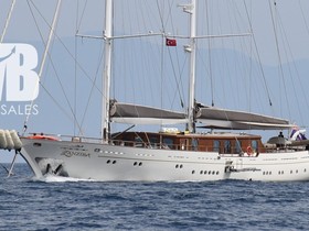 Custom Sail Yacht