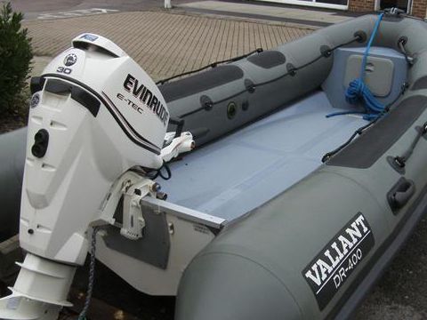 Valiant Dr 400