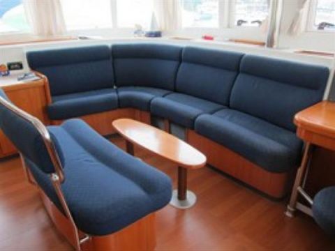 Buy 2007 Lagoon 440