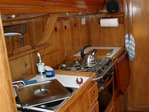 1985 Jade 42