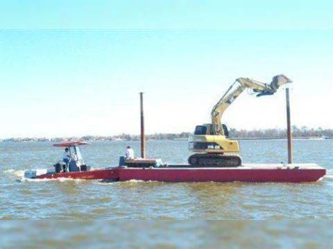  2012 40' X 20' X 4' Steel Sectional Barge With 20' X 8' X 3' Push Tug