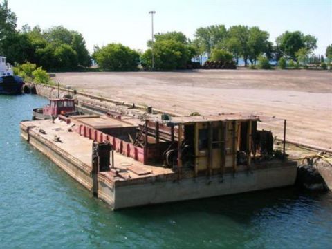  70 X 30 Hopper Barge
