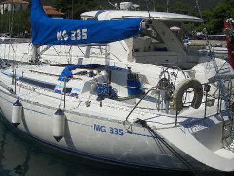 mg335 yacht review
