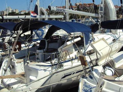 Bavaria 37