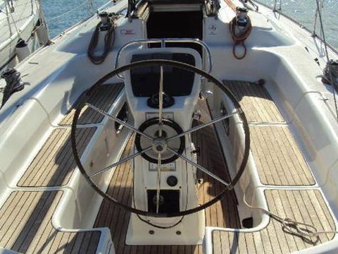 Buy 2001 Bavaria 37