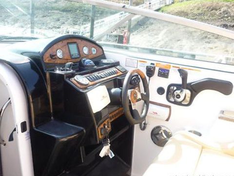 Buy 2010 Rinker 280