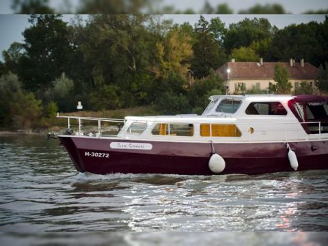 Miura sloop