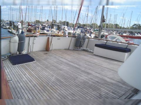Buy 1988 Trader 41+2
