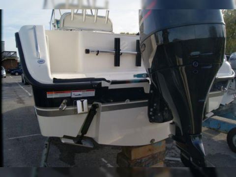 2011 Pursuit C250 Centre Console