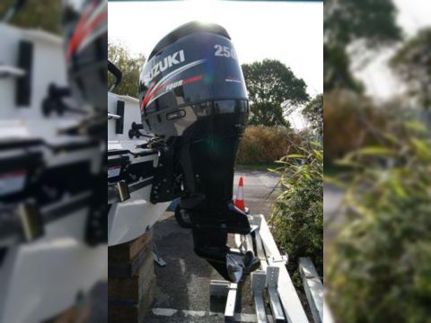 2011 Pursuit C250 Centre Console for sale