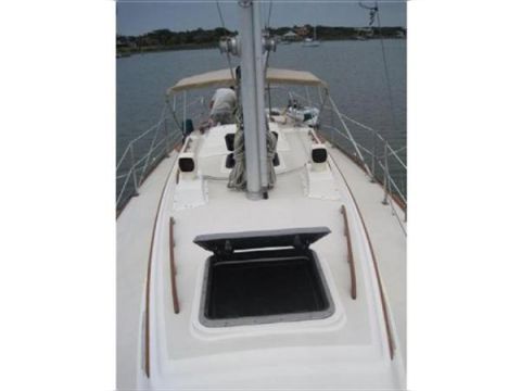 Buy 1981 Pearson Cb Sloop