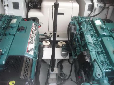 2000 Baia 48 Flash