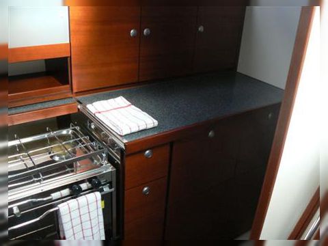 Buy 2008 Hanse 370