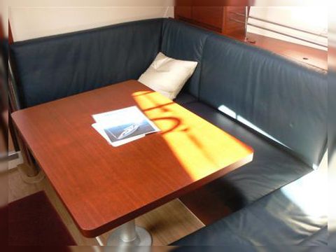 Buy 2008 Hanse 370