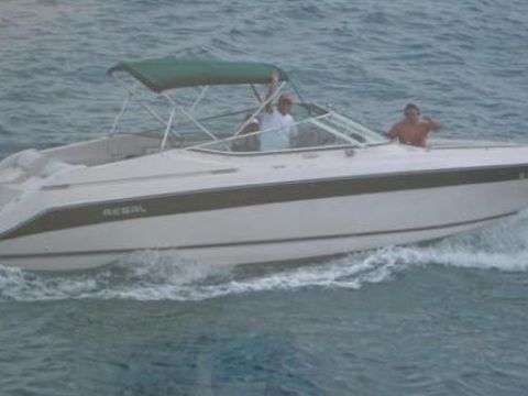 Regal Ventura 8.3 Se