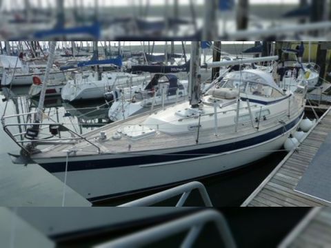 Hallberg Rassy 36