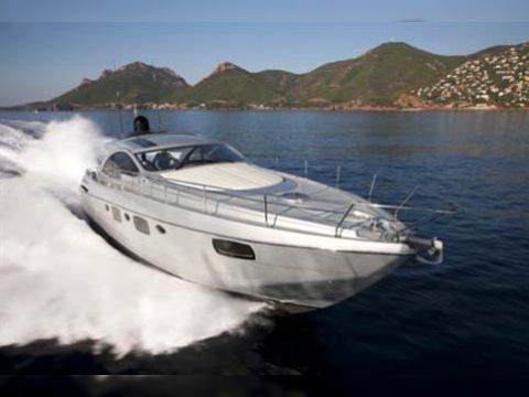 Kupiti 2013 Pershing 50.1