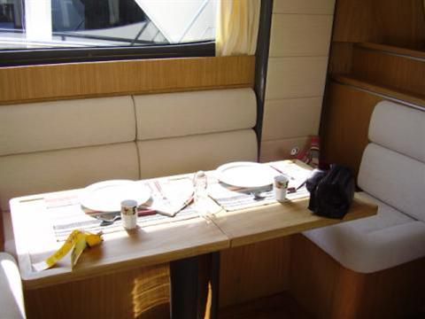 2006 Latitude 44 in vendita