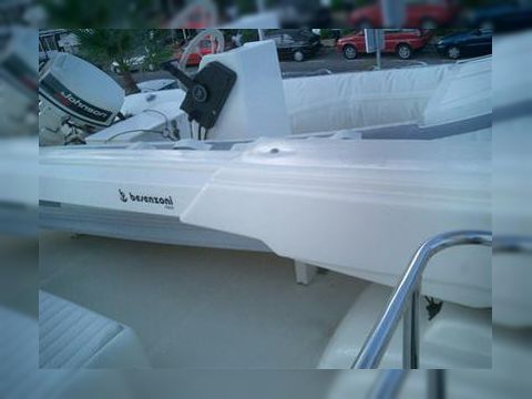 1997 Ferretti 70