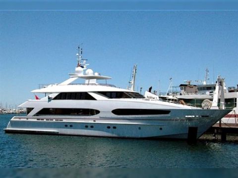Heesen 130 Tri-Deck